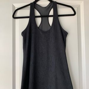Lululemon tank